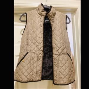 Women’s olive vest with gold accents